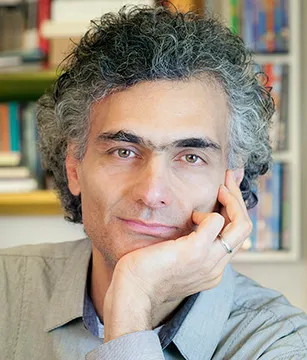 Autoritratto di Rino Cacciola - Regista, fotografo e formatore